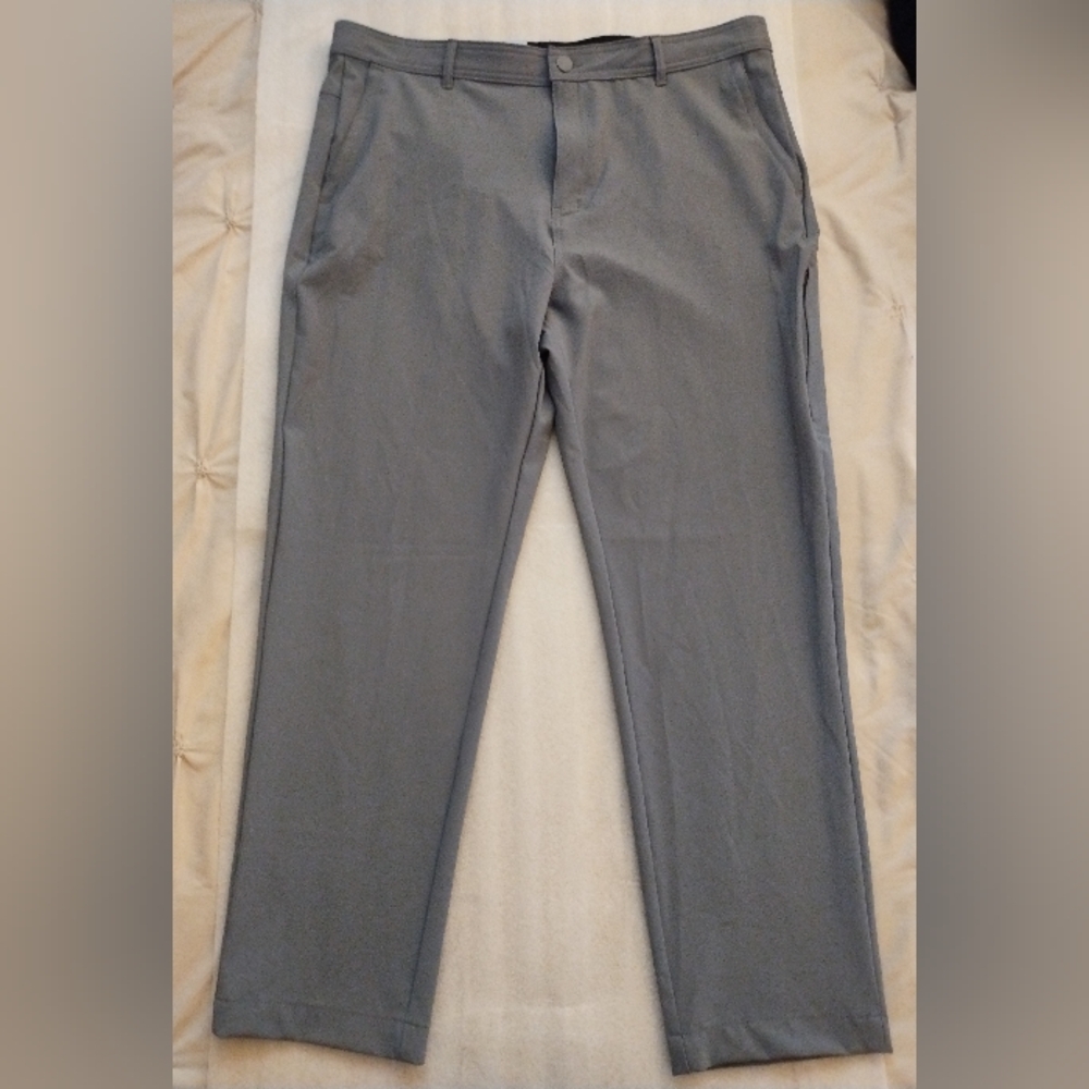 Hurley Pants Mens 38x32 Jet Set Tech Pant Flat Front Grey Zip Pocket NWT